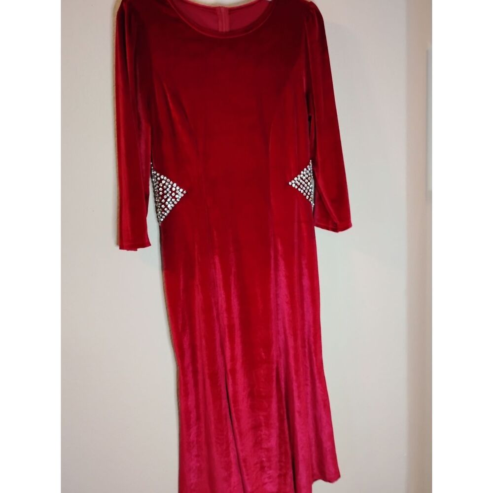USED Unbranded Red Dress